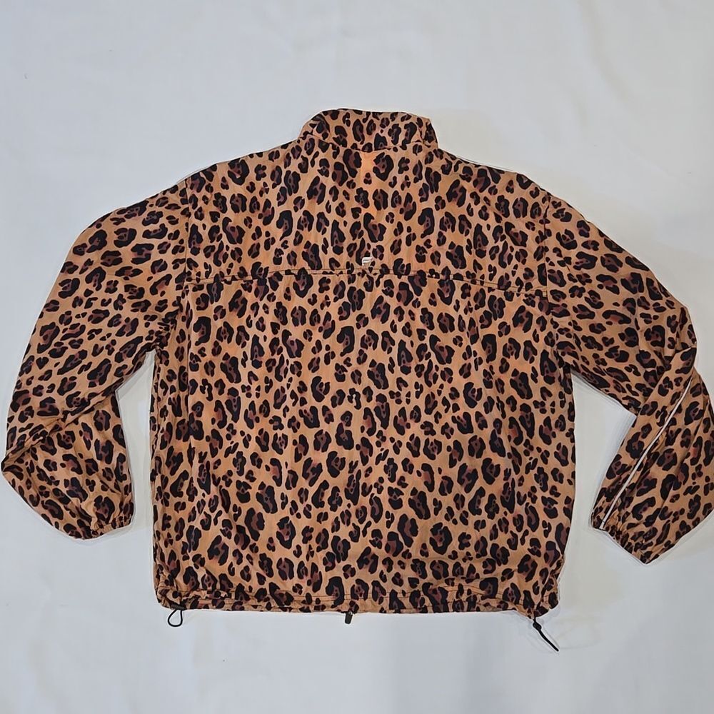 Fabletics Oversized Leopard Flyweight Windbreaker… - image 12